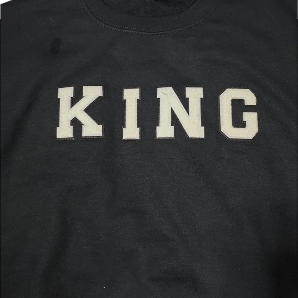 SBC King Chenille Letters Crew Neck Sweatshirt - Picture 3 of 3